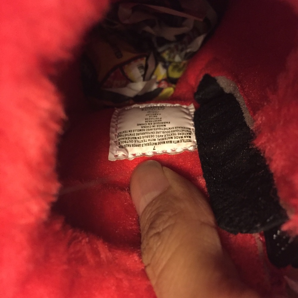 🔴SOLD🔴 Minnie Mouse Boots 🎀 - Picture 4 of 4